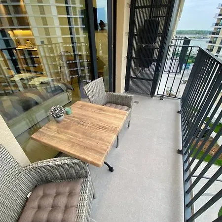Symphony707 - Waterfront Apartment Belgrade